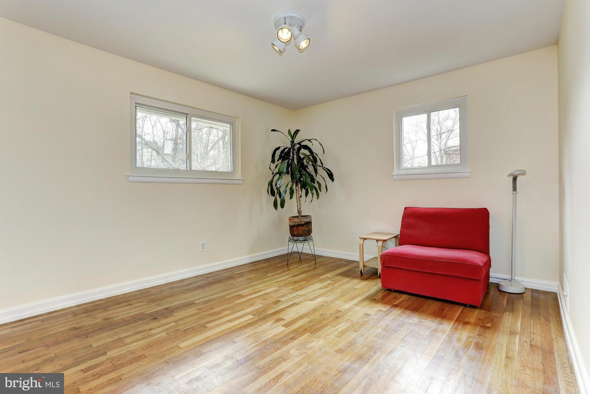 7712 Beech Tree Road Bethesda, MD 20817 - Photo 18 of 30 Bedroom