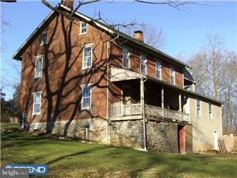 130 Kerr Road Reading, PA 19606 - Photo 3 of 12 Exterior