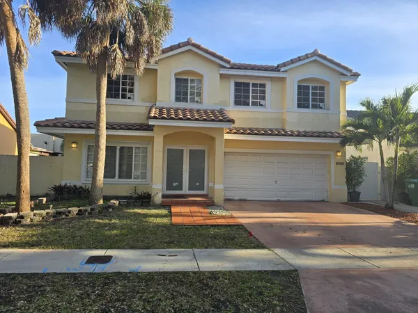 $3,900 | 8908 Northwest 187th Street, Hialeah, FL 33018