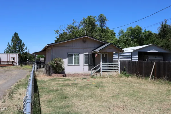 $380,000 | 2370 Sunset Court, Medford, OR 97501