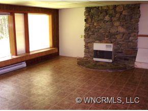 99 Davidson Road Swannanoa, NC 28778 - Photo 17 of 21 Gallery Image 17