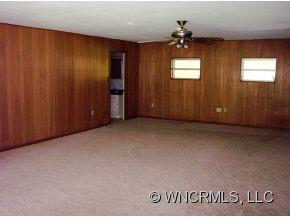 99 Davidson Road Swannanoa, NC 28778 - Photo 4 of 21 Gallery Image 4
