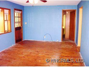 99 Davidson Road Swannanoa, NC 28778 - Photo 6 of 21 Gallery Image 6