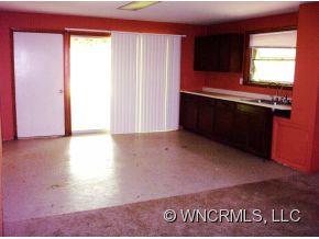 99 Davidson Road Swannanoa, NC 28778 - Photo 7 of 21 Gallery Image 7
