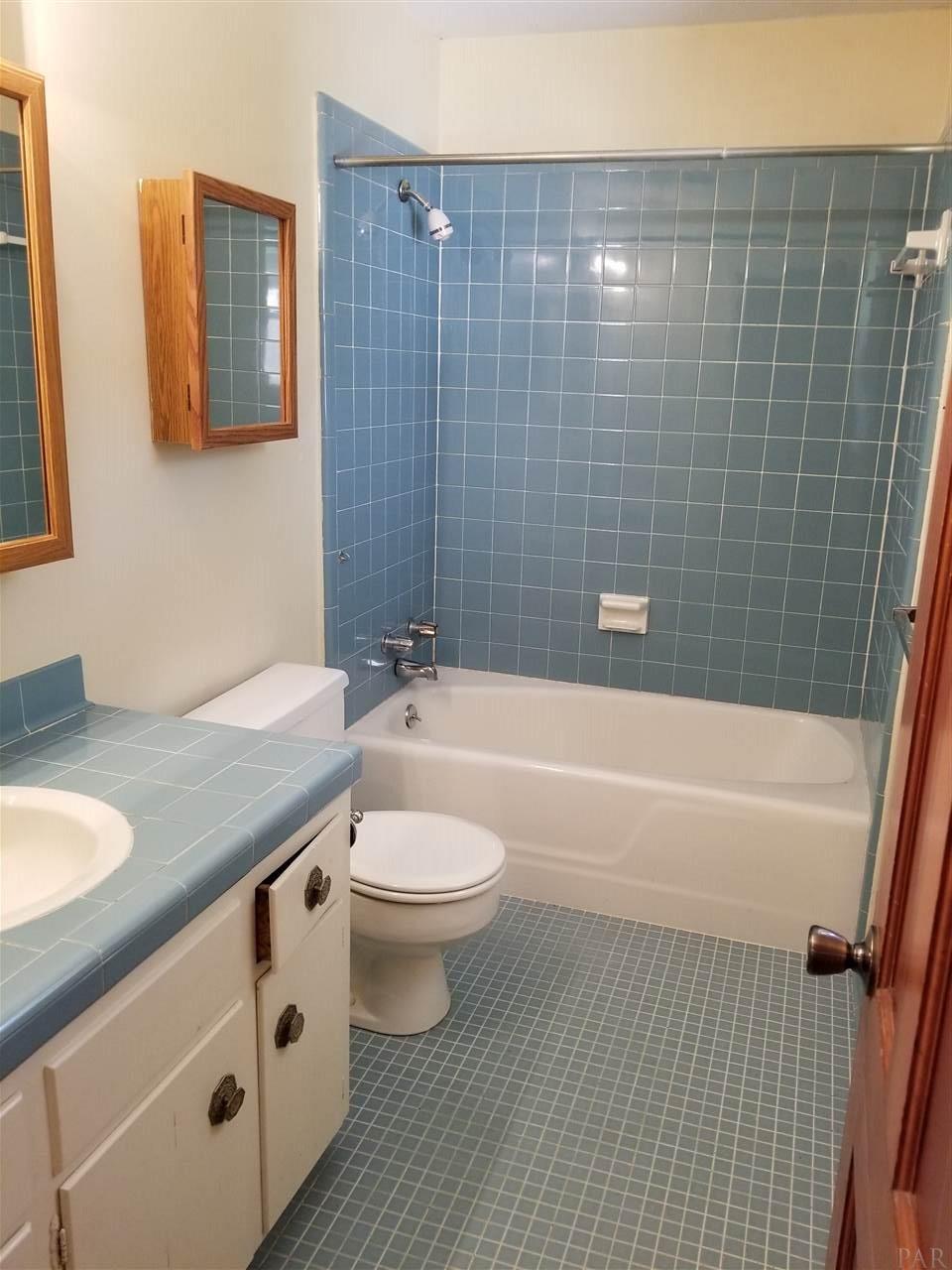 7564 Templeton Road Pensacola, FL 32506 - Photo 12 of 22 Gallery Image 12