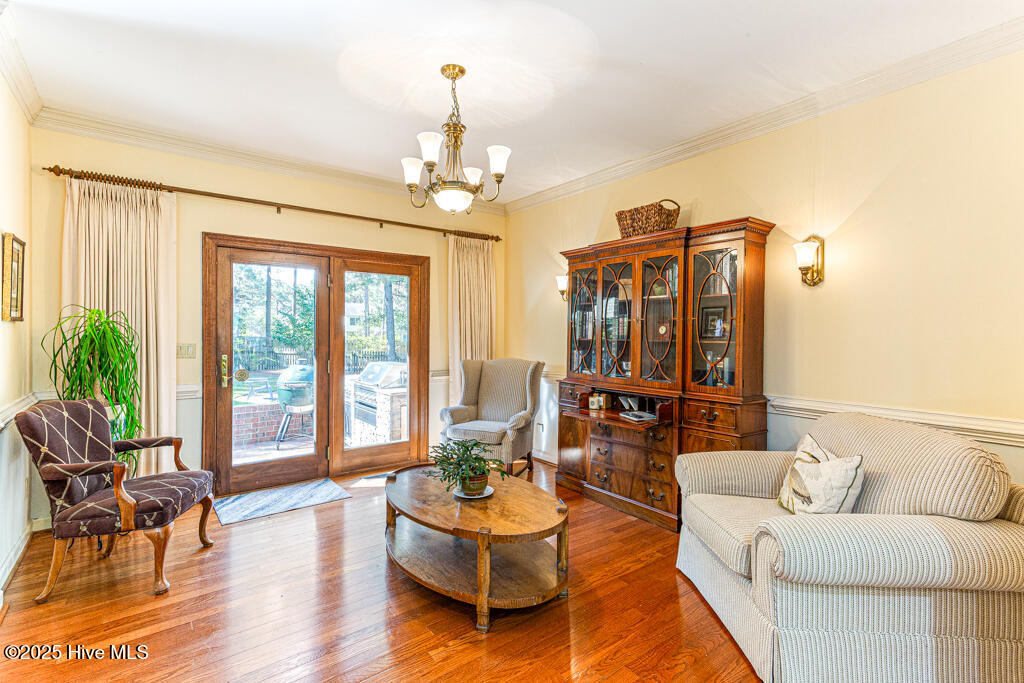 75 Harlow Road Pinehurst, NC 28374 - Photo 12 of 41 Sitting Area/ or Dining Room