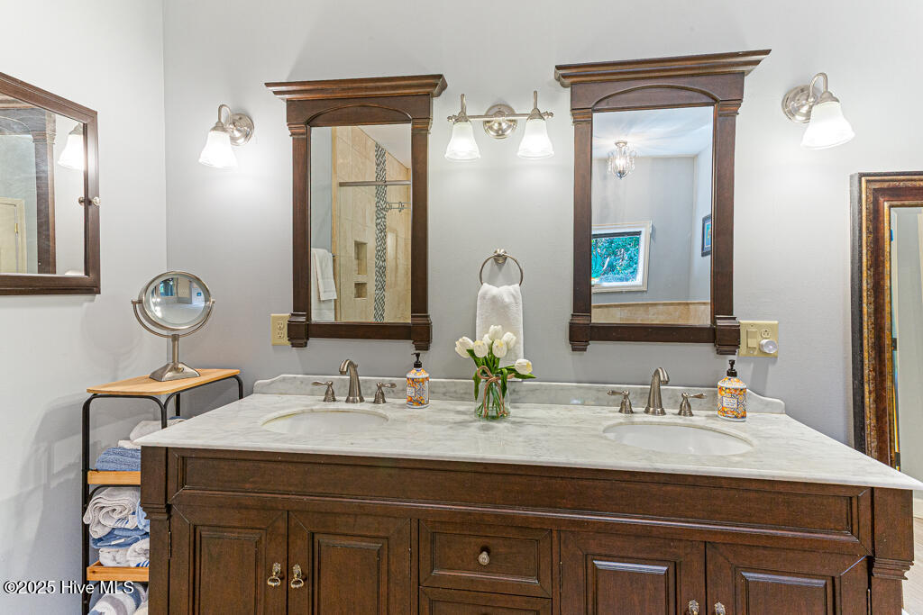 75 Harlow Road Pinehurst, NC 28374 - Photo 16 of 41 double sinks