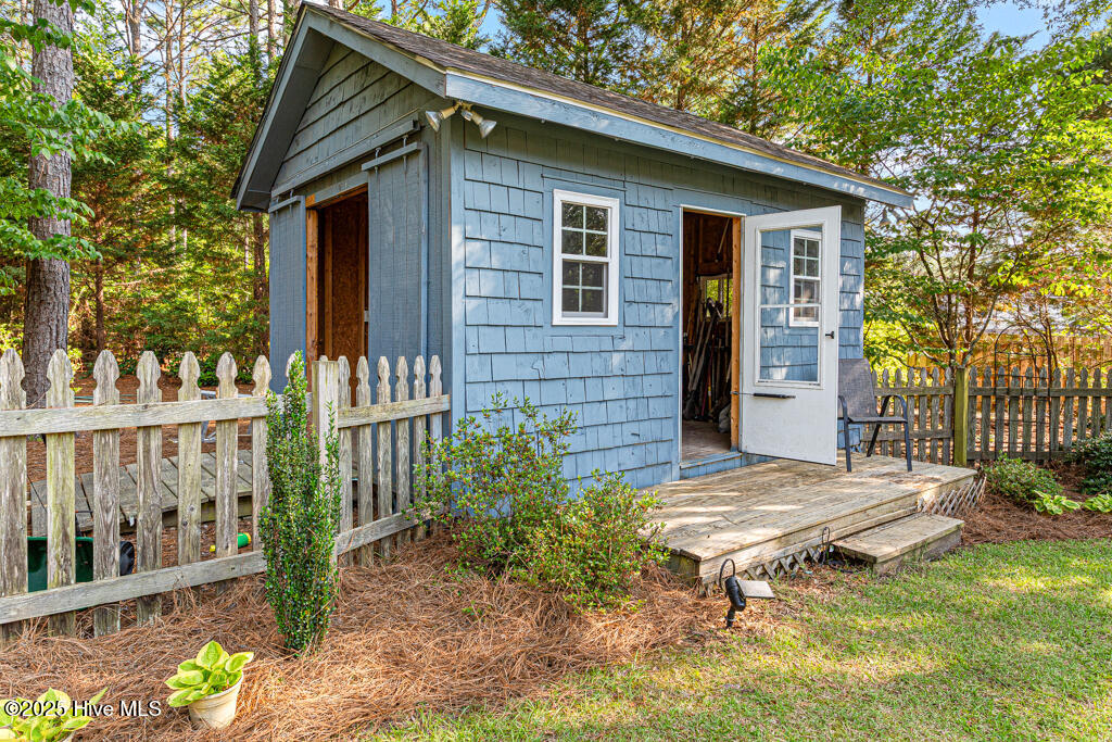 75 Harlow Road Pinehurst, NC 28374 - Photo 31 of 41 Outdoor shed