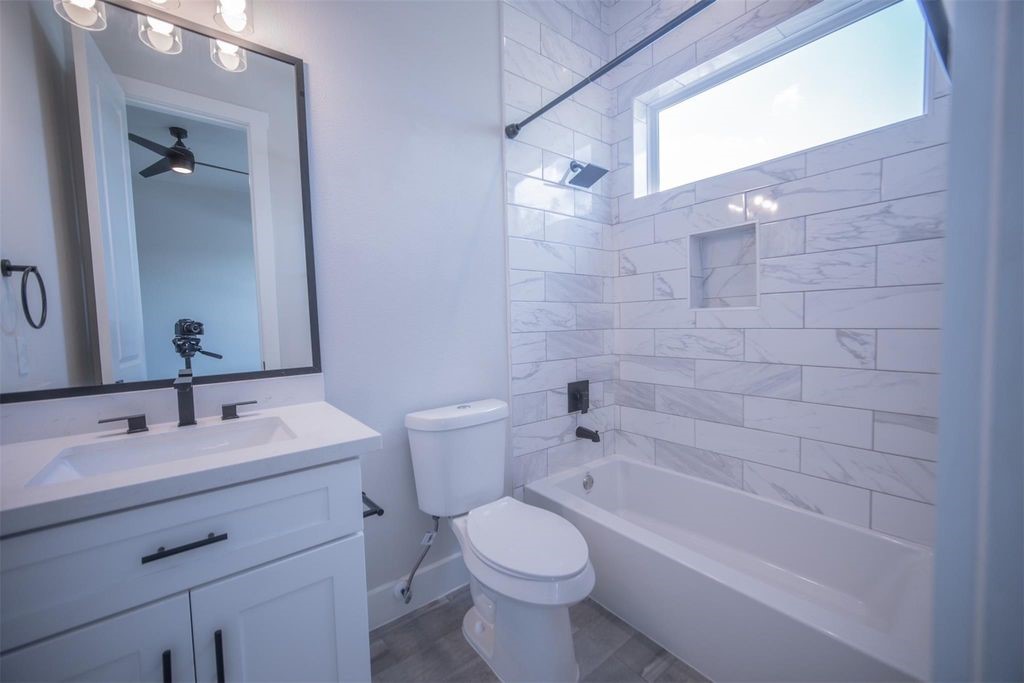 3738 Mainer Street Houston, TX 77021 - Photo 4 of 10 Gallery Image 4