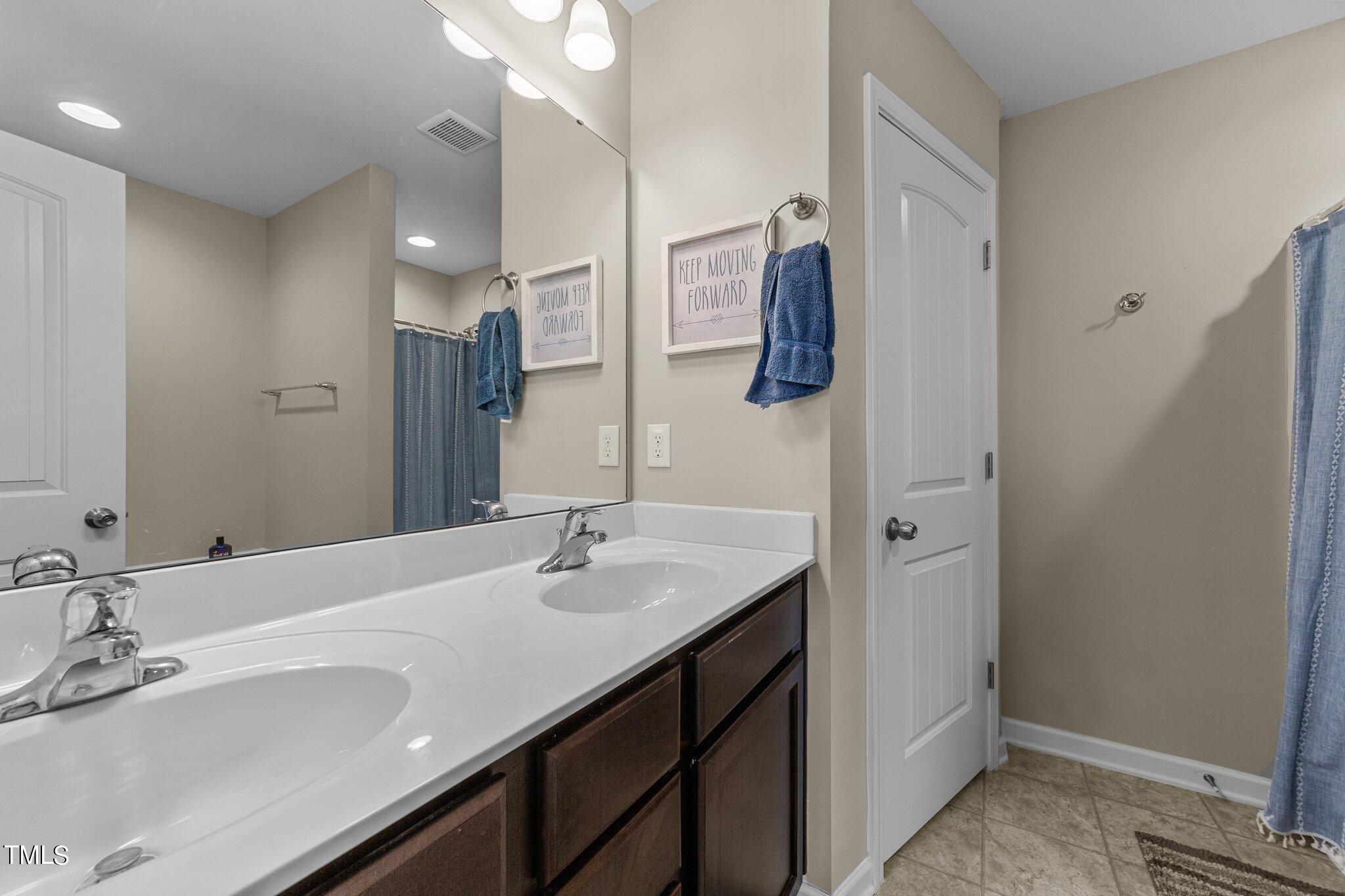 85 Reunion Court Garner, NC 27529 - Photo 25 of 40 32-web-or-mls-VB4A8788
