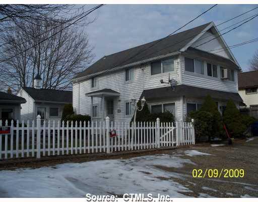 35 Breen Avenue Old Lyme, CT 06371 - Photo 1 of 1