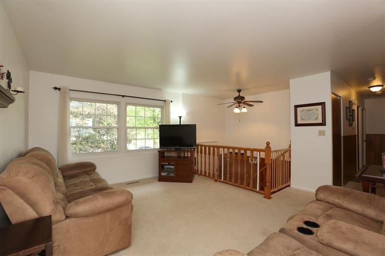 1014 North Rensselaer Avenue Griffith, IN 46319 - Photo 2 of 10 767x511