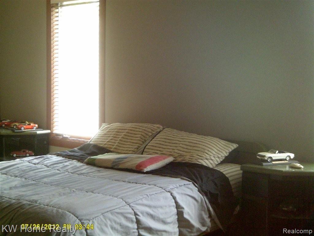 36875 Valley Ridge Drive Farmington, MI 48331 - Photo 14 of 19 Bedroom #2.jpg