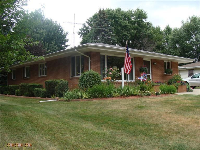 945 Vineland Road St. Joseph, MI 49085 - Photo 3 of 22 Additional Photo