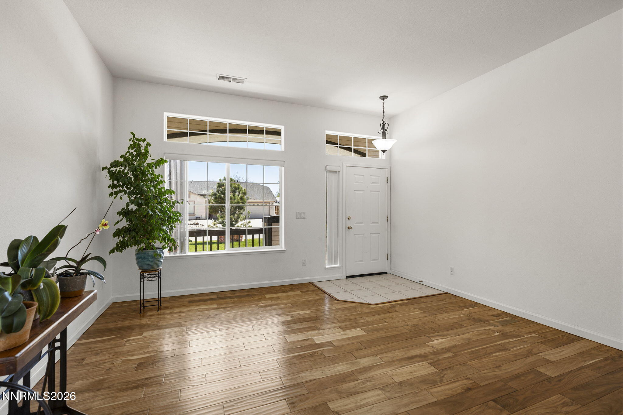 1054 Rimfield Drive Fernley, NV 89408 - Photo 6 of 30 5-web-or-mls-_DSC3706