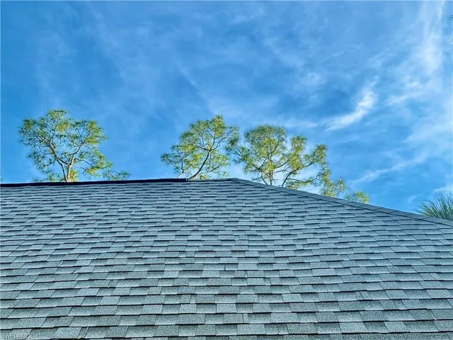 $510,000 | 28062 Oak Lane, Bonita Springs, FL 34135