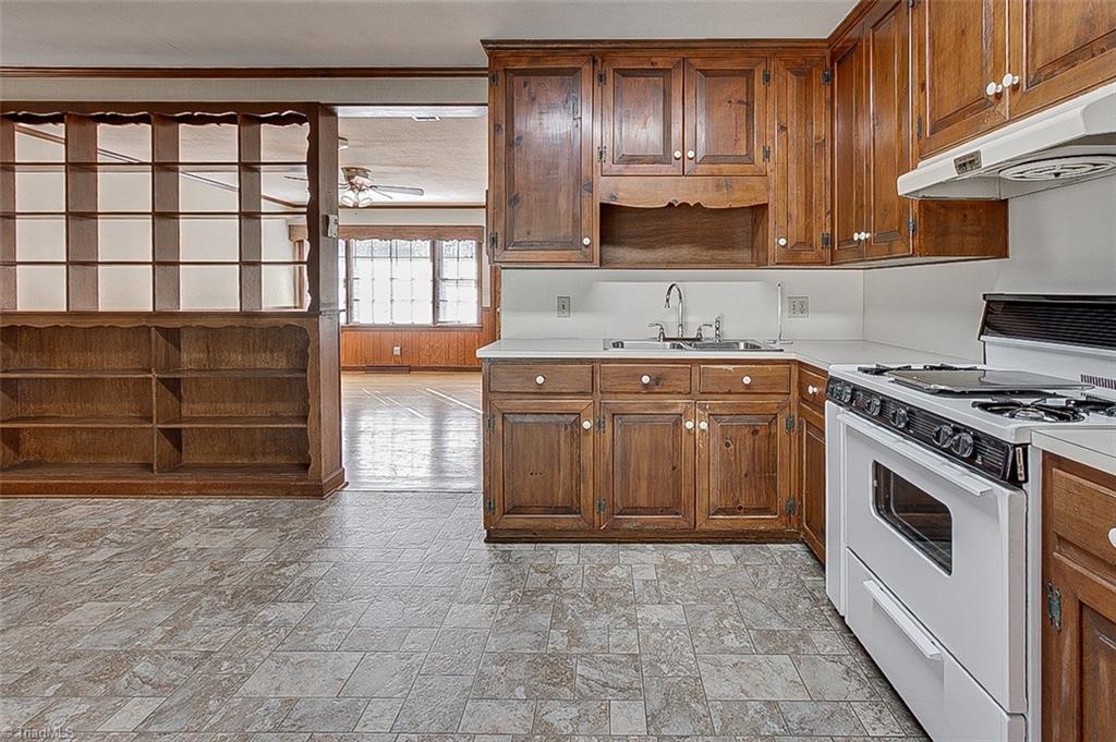 326 Greenvale Road Asheboro, NC 27203 - Photo 13 of 30