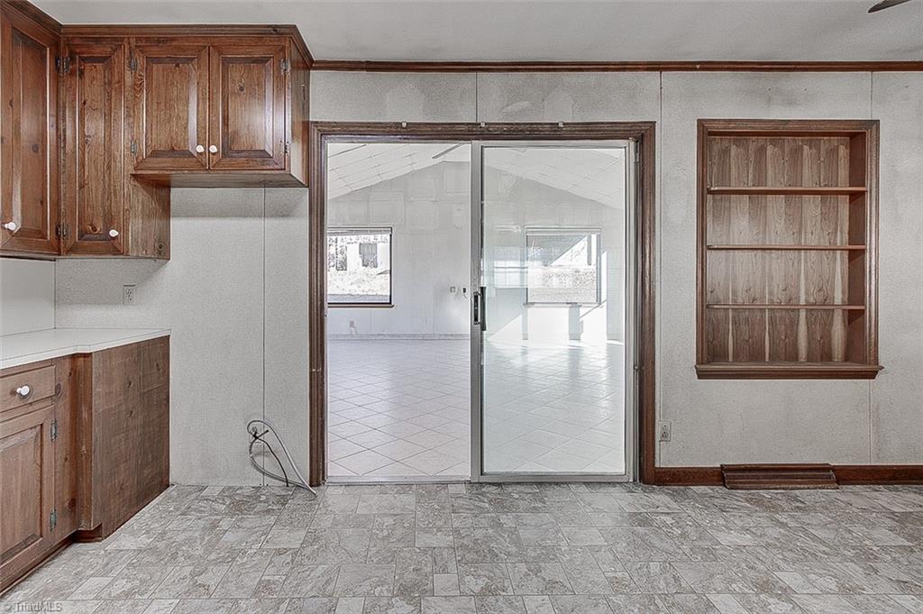 326 Greenvale Road Asheboro, NC 27203 - Photo 10 of 30