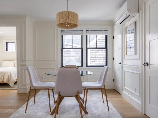 $3,850 | 7 Dearborn Street, Unit 1, Newport, RI 02840