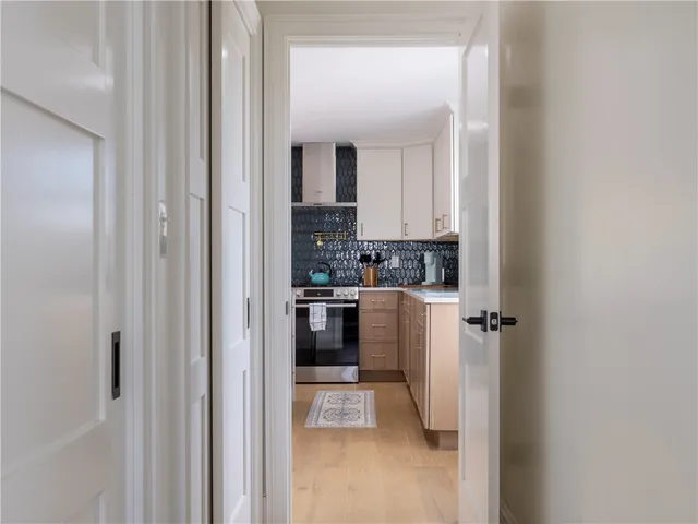 $3,850 | 7 Dearborn Street, Unit 1, Newport, RI 02840