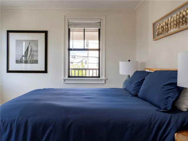 $3,850 | 7 Dearborn Street, Unit 1, Newport, RI 02840