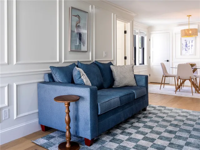 $3,850 | 7 Dearborn Street, Unit 1, Newport, RI 02840