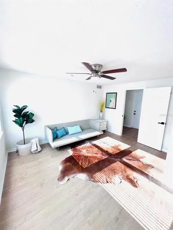 $3,395 | 1300 21st Street South, St. Petersburg, FL 33712