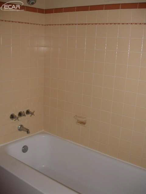 6573 Flushing Road Flushing, MI 48433 - Photo 38 of 57 20444692-37.JPG