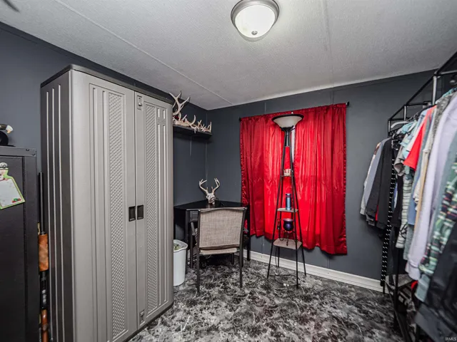 $69,000 | 201 Number 7 Road, Winslow, IN 47598