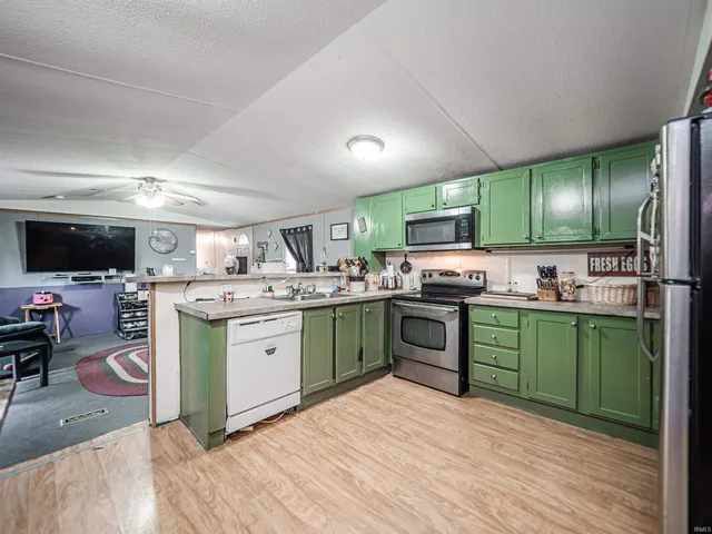 $69,000 | 201 Number 7 Road, Winslow, IN 47598