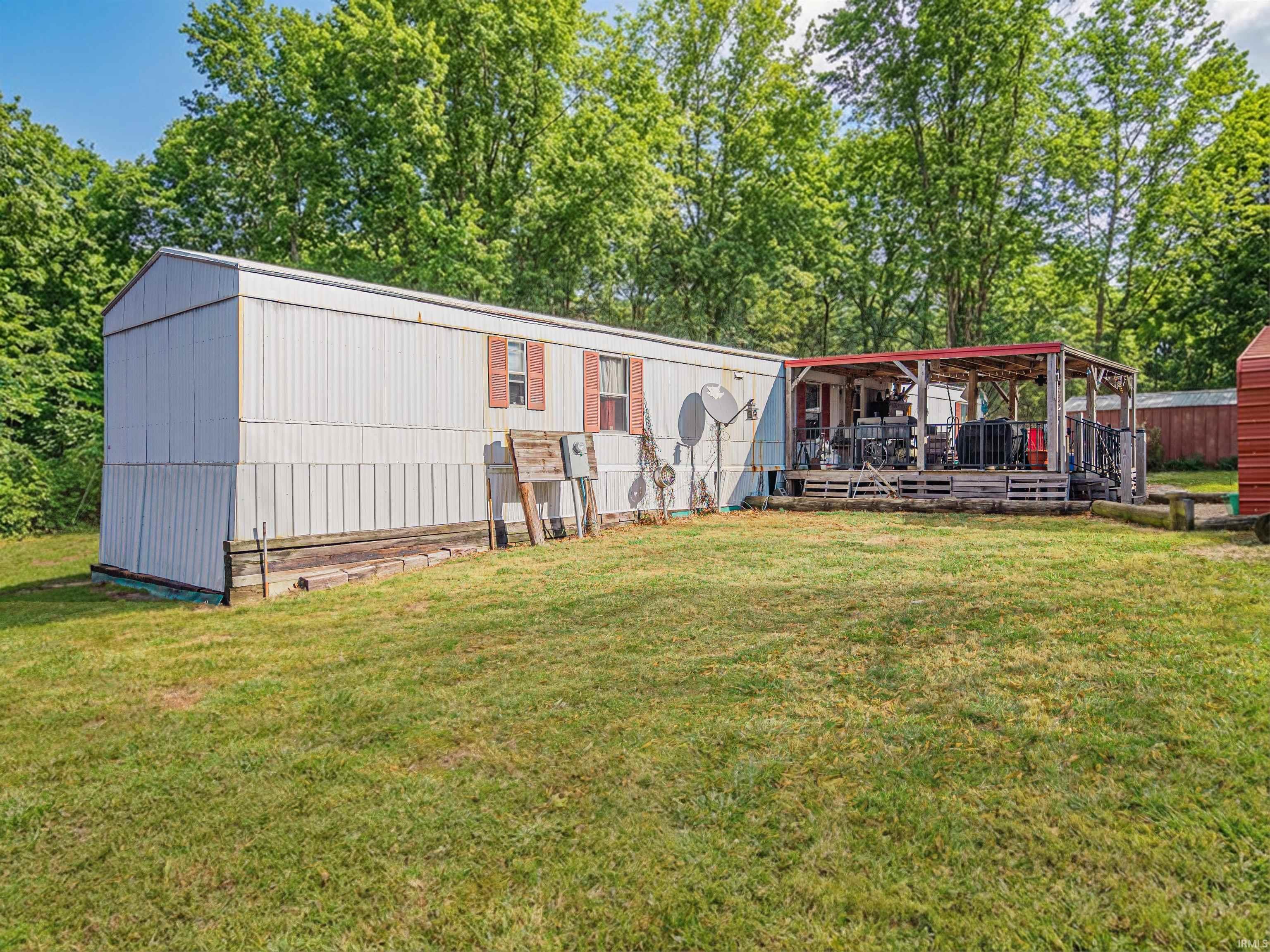 201 Number 7 Road Winslow, IN 47598 - Photo 2 of 34