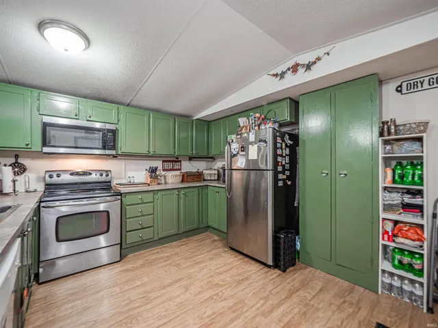 $69,000 | 201 Number 7 Road, Winslow, IN 47598