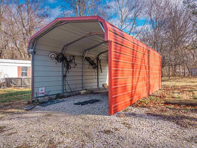 $69,000 | 201 Number 7 Road, Winslow, IN 47598