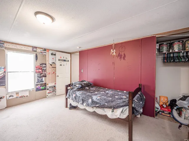 $69,000 | 201 Number 7 Road, Winslow, IN 47598