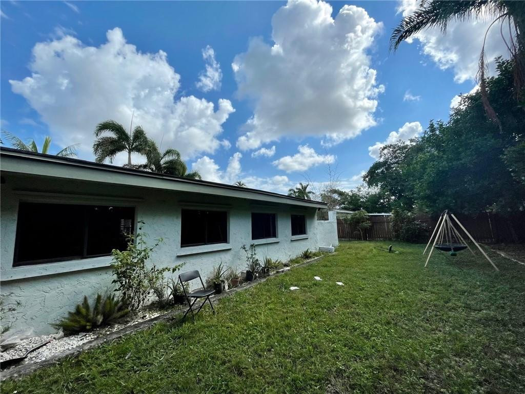 10680 Eureka Street Boca Raton, FL 33428 - Photo 21 of 23 Photo 21