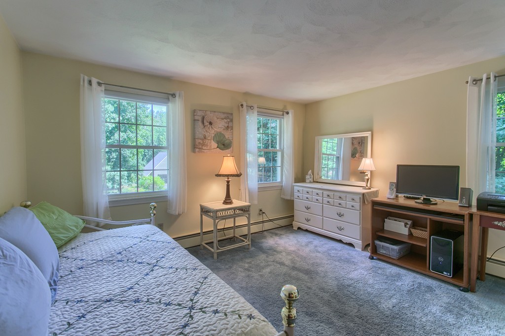 15 James Road Sterling, MA 01564 - Photo 20 of 30 Gallery Image 20