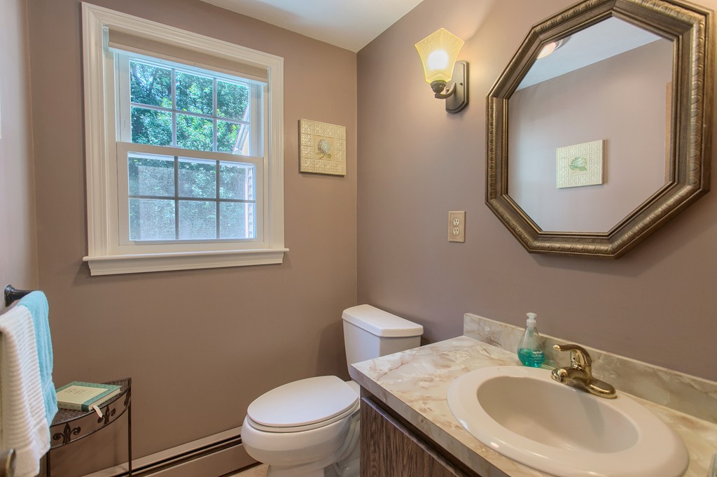 15 James Road Sterling, MA 01564 - Photo 10 of 30 Gallery Image 10