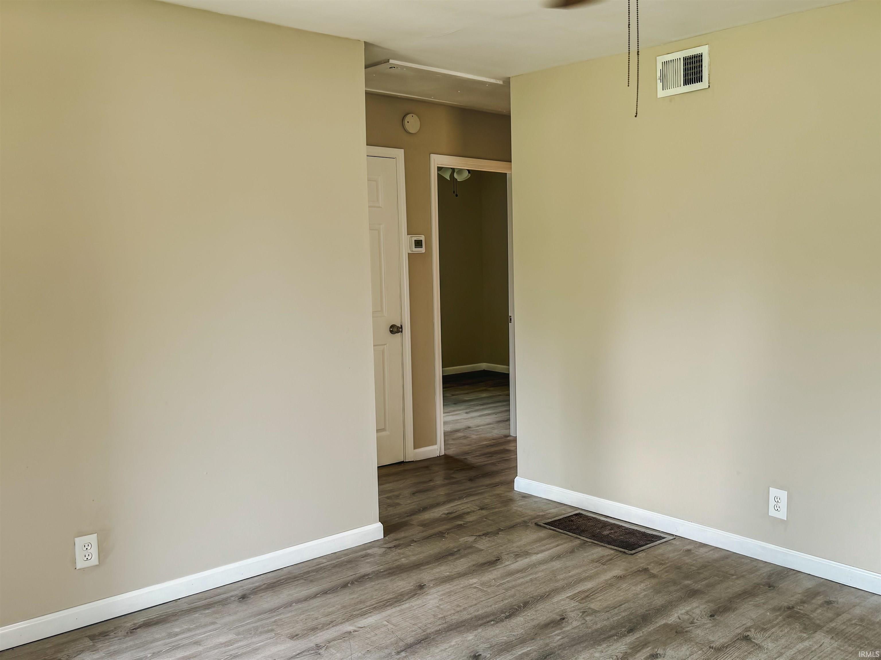 820 Ridgeway Avenue Evansville, IN 47713 - Photo 9 of 21 Gallery Image 9