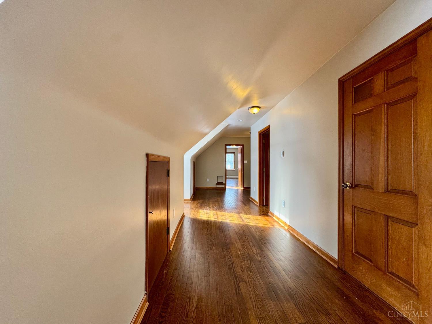 3510 Banning Road Cincinnati, OH 45239 - Photo 27 of 48
