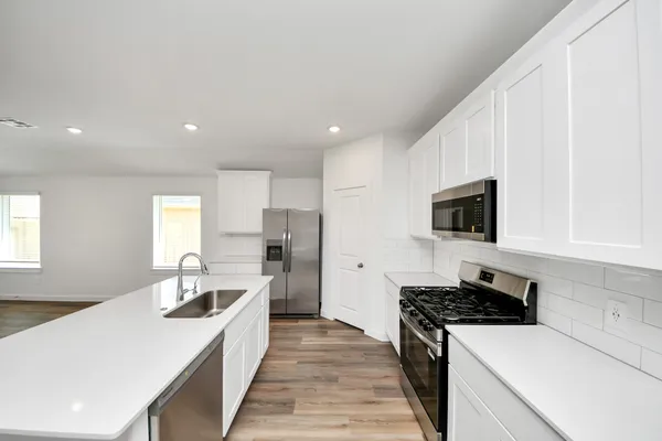 $2,500 | 9035 Rose Water Trail, Iowa Colony, TX 77583