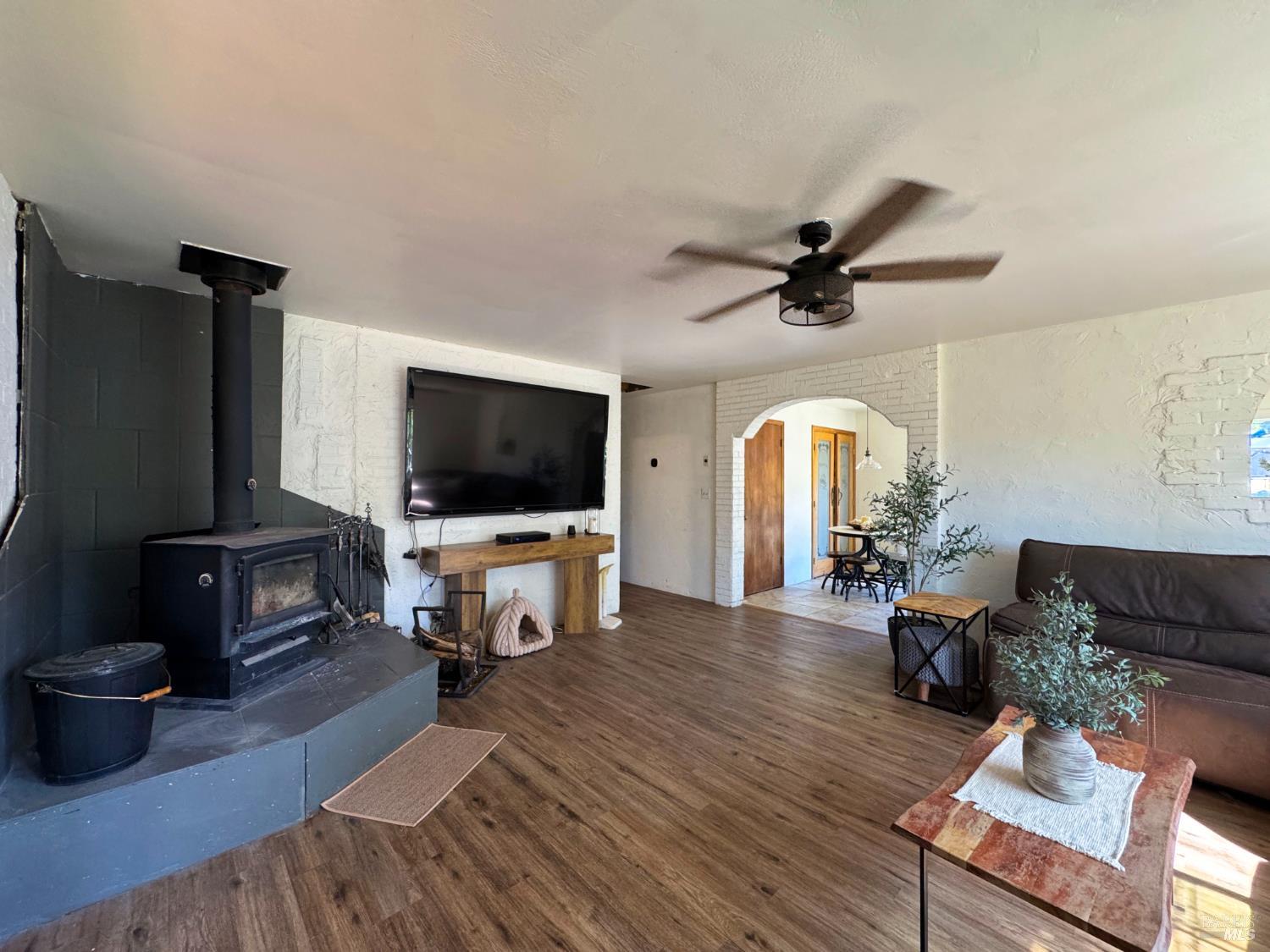 4400 Lake Ridge Road Ukiah, CA 95482 - Photo 29 of 78 a living room with furniture and a flat screen tv