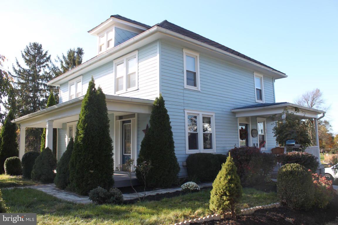 1444 Oregon Road Leola, PA 17540 - Photo 1 of 28