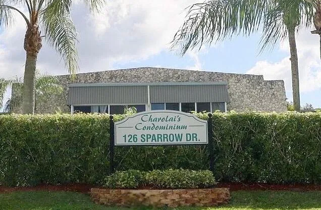 $245,000 | 126 Sparrow Drive, Unit 19A, Royal Palm Beach, FL 33411