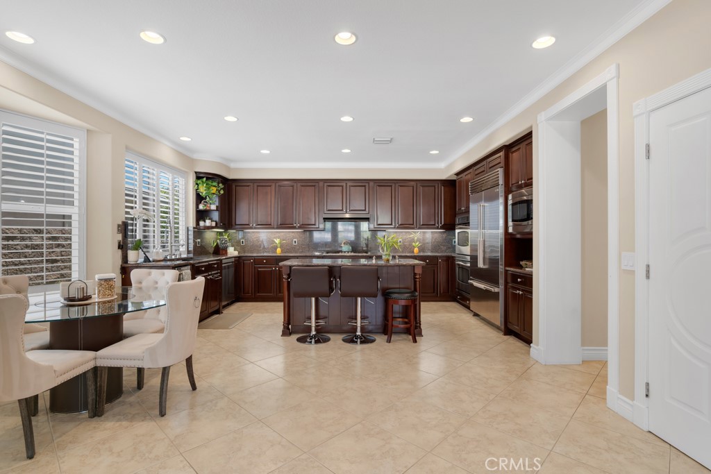 20333 Vía Cellini Porter Ranch, CA 91326 - Photo 20 of 66