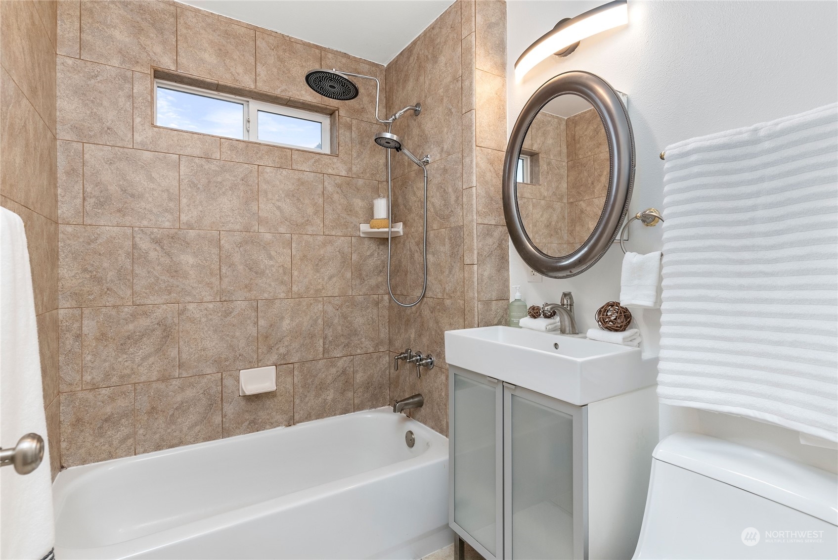 331 South 106th Street Seattle, WA 98168 - Photo 10 of 24 Gallery Image 10