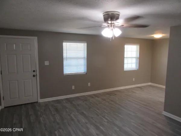 $1,325 | 6427 Sunset Avenue, Unit 2, Panama City, FL 32408