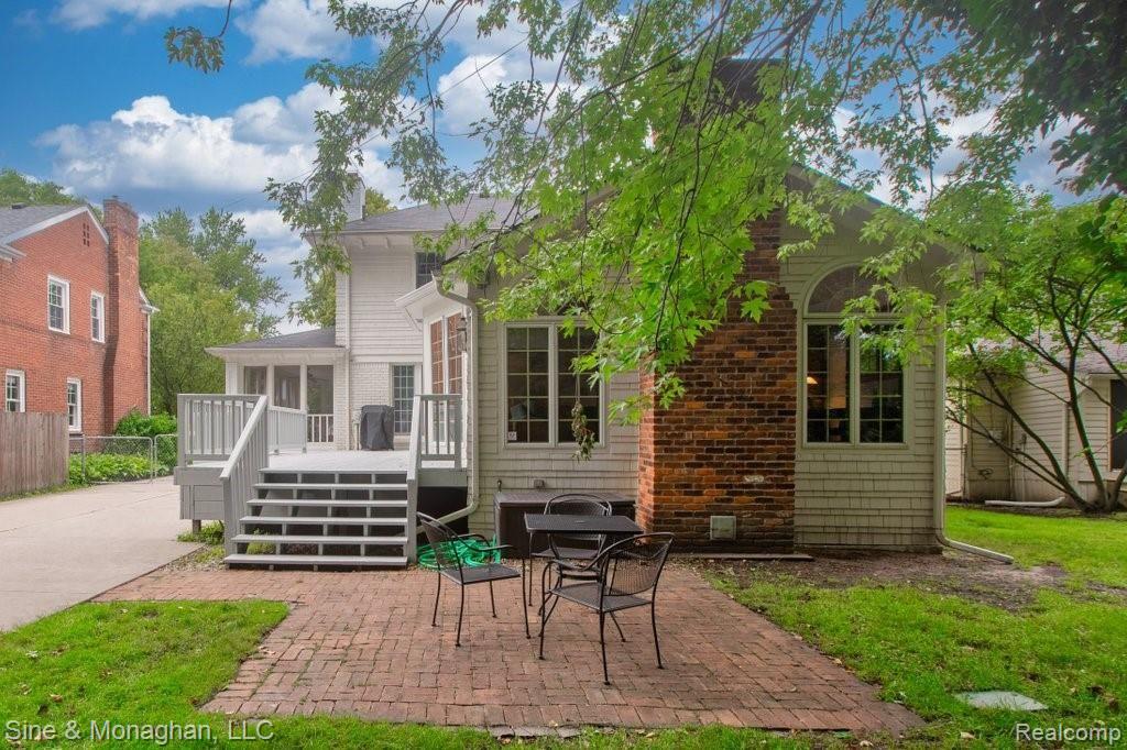 860 Rivard Boulevard Grosse Pointe, MI 48230 - Photo 39 of 44 008.jpeg-SMALL