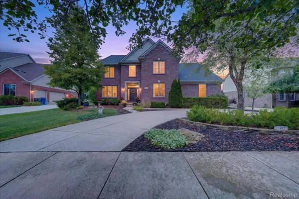 $675,000 | 432 East Canford Park, Canton, MI 48187