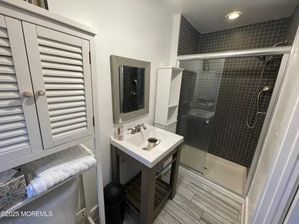 $1,800 | 90 Poplar Avenue, Deal, NJ 07723