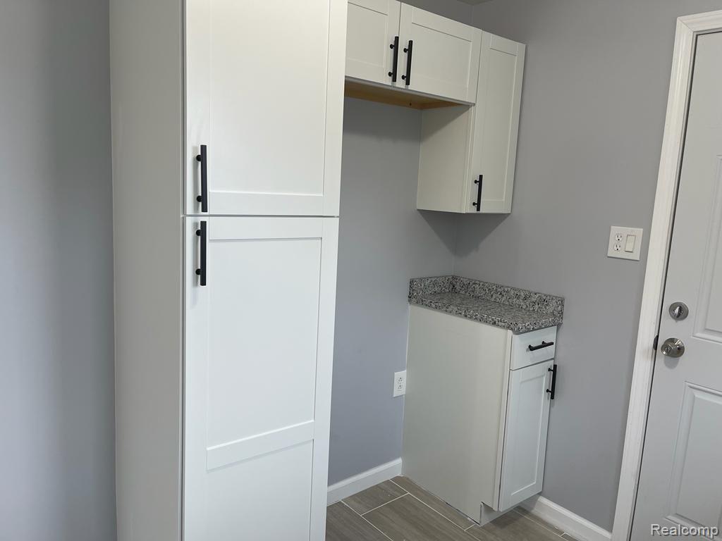 17898 Common Road Roseville, MI 48066 - Photo 33 of 58 28.jpeg